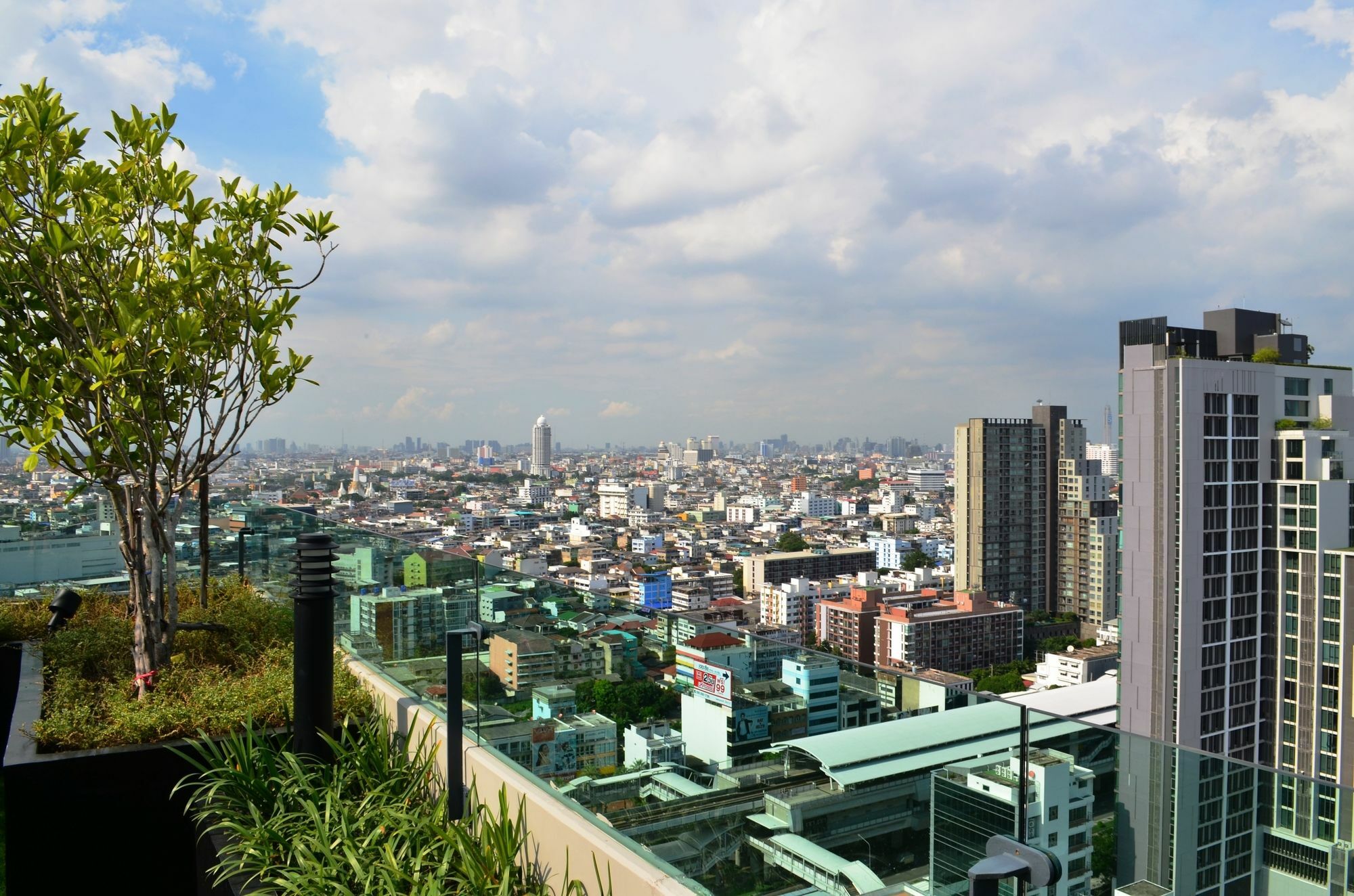Wooden Suites Bangkok Exteriér fotografie
